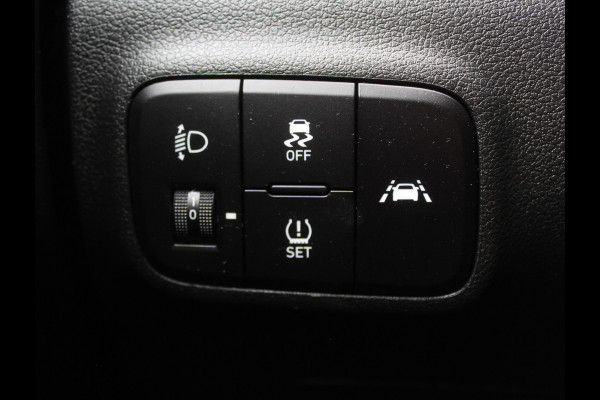 Hyundai i10 1.0 Comfort AIRCO | CRUISE | LED | DAB | CARPLAY | CV | ELRM | STB