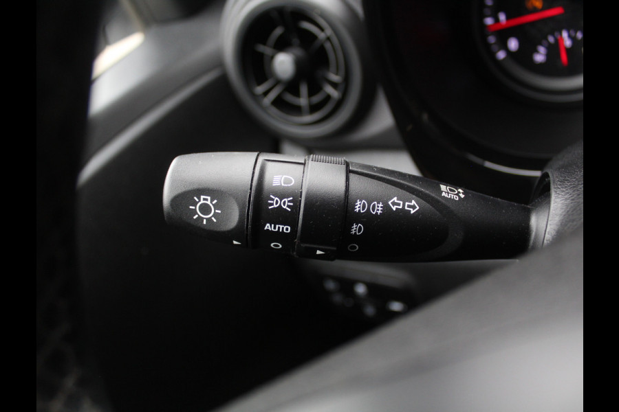 Hyundai i10 1.0 Comfort AIRCO | CRUISE | LED | DAB | CARPLAY | CV | ELRM | STB