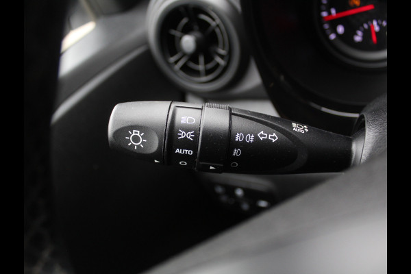Hyundai i10 1.0 Comfort AIRCO | CRUISE | LED | DAB | CARPLAY | CV | ELRM | STB