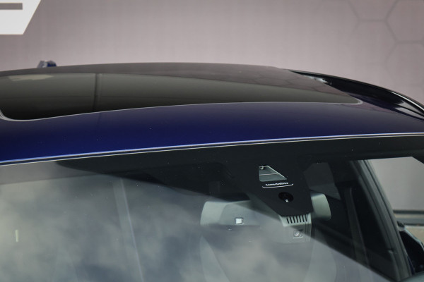 BMW 3 Serie Touring 330e | 25MY | LCI FACELIFT | BTW-AUTO | ELEK. HAAK | HEAD UP | HARMAN & KARDON | SFEERVERLICHTING | 360 CAMERA | MEMORY