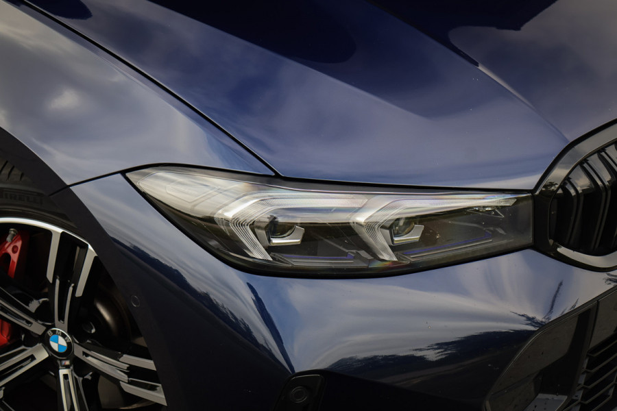 BMW 3 Serie Touring 330e | 25MY | LCI FACELIFT | BTW-AUTO | ELEK. HAAK | HEAD UP | HARMAN & KARDON | SFEERVERLICHTING | 360 CAMERA | MEMORY