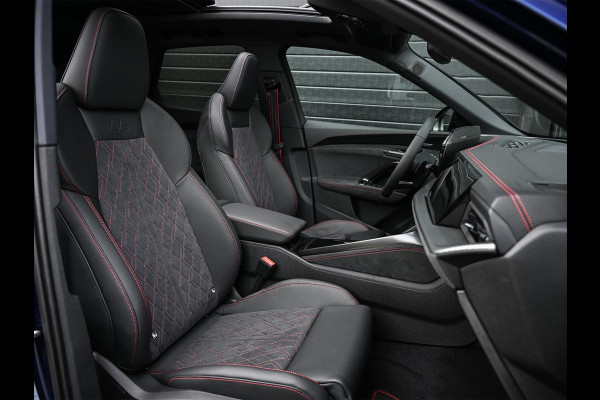 Audi Q5 E-Hybrid quattro 270KW S edition Competition | Panoramadak | 5 Jr Garantie | Luchtvering | B&O | 360 Camera | Adaptive Cruise | Memory Seat | Ambiance Interieur | Stoelverwarming V+A | Stuurverwarming | Trekhaak |