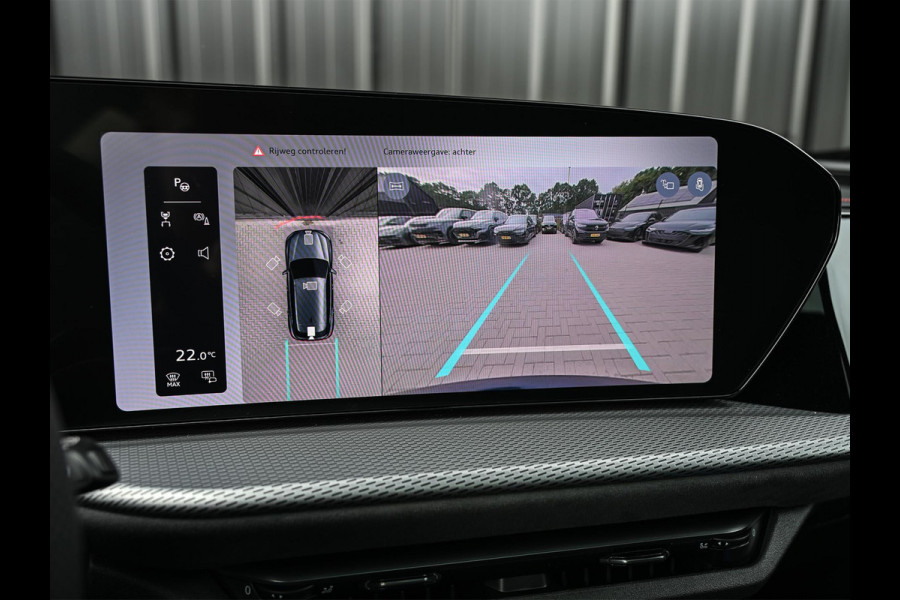 Audi Q5 E-Hybrid quattro 270KW S edition Competition | Panoramadak | 5 Jr Garantie | Luchtvering | B&O | 360 Camera | Adaptive Cruise | Memory Seat | Ambiance Interieur | Stoelverwarming V+A | Stuurverwarming | Trekhaak |