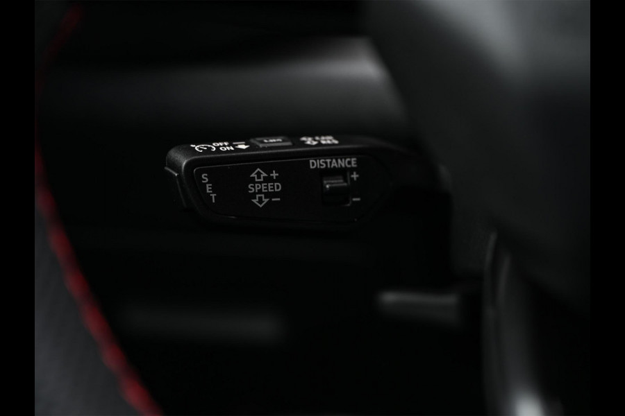 Audi Q5 E-Hybrid quattro 270KW S edition Competition | Panoramadak | 5 Jr Garantie | Luchtvering | B&O | 360 Camera | Adaptive Cruise | Memory Seat | Ambiance Interieur | Stoelverwarming V+A | Stuurverwarming | Trekhaak |