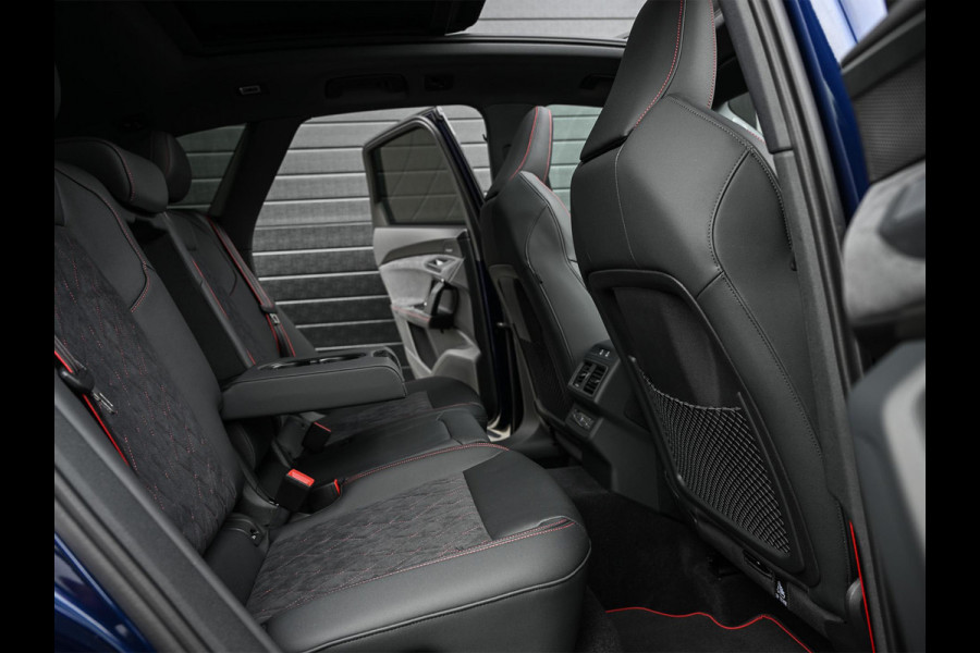 Audi Q5 E-Hybrid quattro 270KW S edition Competition | Panoramadak | 5 Jr Garantie | Luchtvering | B&O | 360 Camera | Adaptive Cruise | Memory Seat | Ambiance Interieur | Stoelverwarming V+A | Stuurverwarming | Trekhaak |