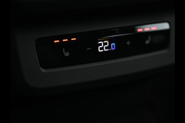 Audi Q5 E-Hybrid quattro 270KW S edition Competition | Panoramadak | 5 Jr Garantie | Luchtvering | B&O | 360 Camera | Adaptive Cruise | Memory Seat | Ambiance Interieur | Stoelverwarming V+A | Stuurverwarming | Trekhaak |