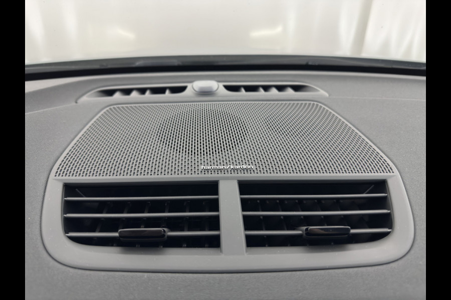 Polestar 2 Standard Range Single Motor 69 kWh [3-Fase-11kW] {SOH-90%} (INCL-BTW) Aut. *PANO | FULL-LED | MEMORY-PACK | CAMERA | KEYLESS | LANE-ASSIST | DIGI-COCKPIT | CARPLAY | DAB+ | HEATED-COMFORTSEATS | CRUISE | TOWBAR | 19''ALU*