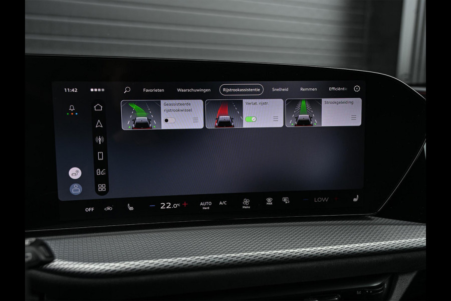 Audi Q5 E-Hybrid quattro 270KW S edition Competition | Panoramadak | 5 Jr Garantie | Luchtvering | B&O | 360 Camera | Adaptive Cruise | Memory Seat | Ambiance Interieur | Stoelverwarming V+A | Stuurverwarming | Trekhaak |
