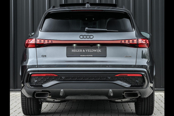 Audi Q5 E-Hybrid quattro 270KW S edition Competition | Panoramadak | 5 Jr Garantie | Luchtvering | B&O | 360 Camera | Adaptive Cruise | Memory Seat | Ambiance Interieur | Stoelverwarming V+A | Stuurverwarming | Trekhaak |