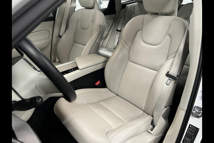 Volvo XC60 2.0 T6 Plug-in hybrid AWD Inscription Expression Luchtvering | Trekhaak | Stoel ventilatie | Massage | Open dak | Adapt. cruise | Stuur-/stoelverwarming | Memory