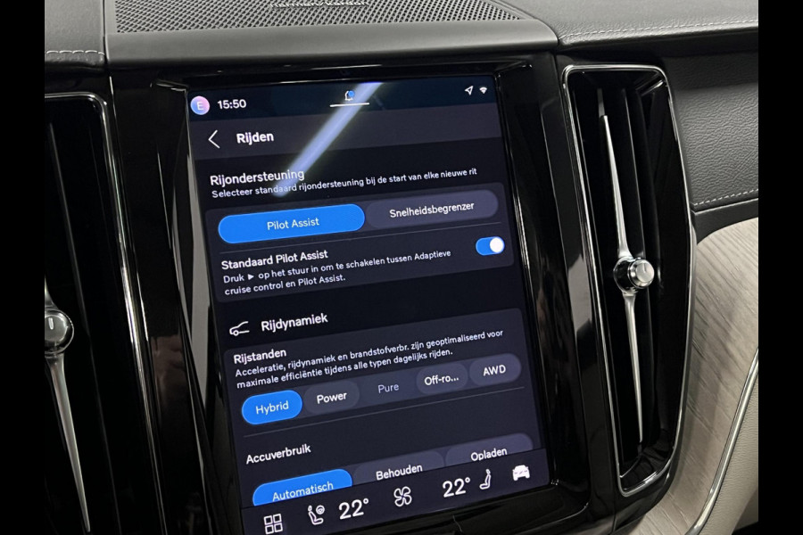 Volvo XC60 2.0 T6 Plug-in hybrid AWD Inscription Expression Luchtvering | Trekhaak | Stoel ventilatie | Massage | Open dak | Adapt. cruise | Stuur-/stoelverwarming | Memory
