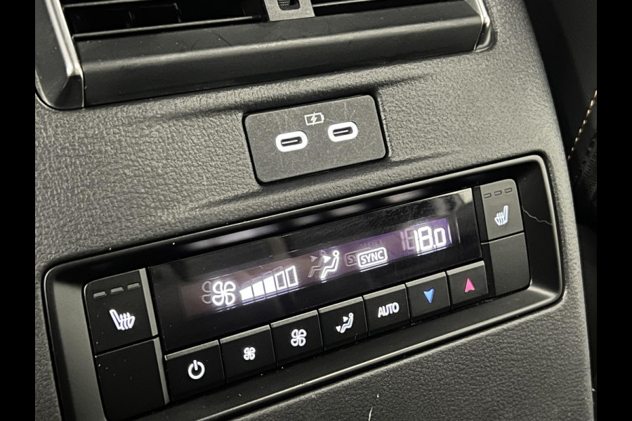 Mazda CX-80 2.5 e-SkyActiv PHEV Homura Plus 7 persoons | Open dak | Adapt. Cruise | Stoelventilatie | Stuur-/Stoelverwarming | 360 camera | Head-up | Carplay | Bose sound | Memory