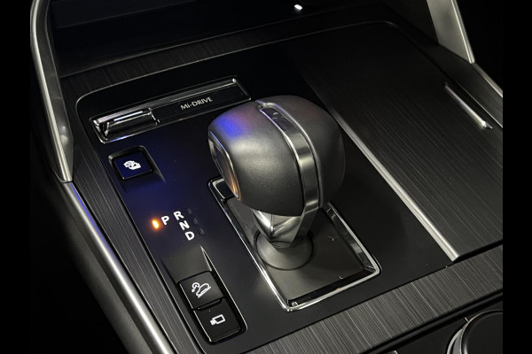 Mazda CX-80 2.5 e-SkyActiv PHEV Homura Plus 7 persoons | Open dak | Adapt. Cruise | Stoelventilatie | Stuur-/Stoelverwarming | 360 camera | Head-up | Carplay | Bose sound | Memory