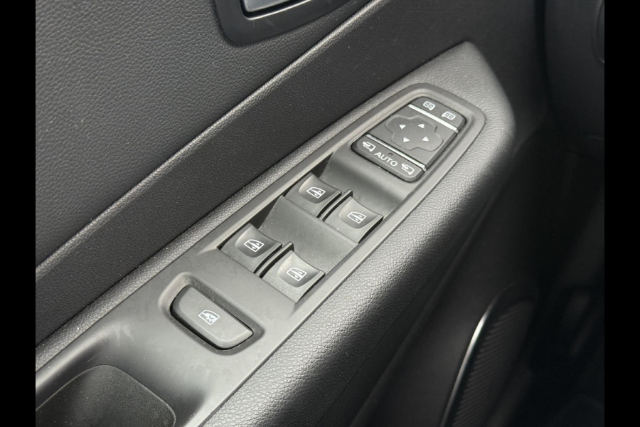 Renault Captur 0.9 TCe Bose 1e Eigenaar|Navi|Camera|Clima|Cruise|Trekhaak|APK tot 08-2027
