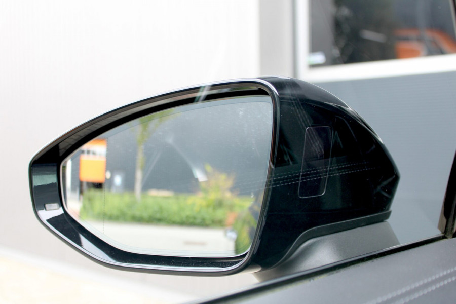 Audi A6 Limousine 50 TFSI e quattro Business edition | Pano | Matrix | B&O Sound | Stoelventilatie