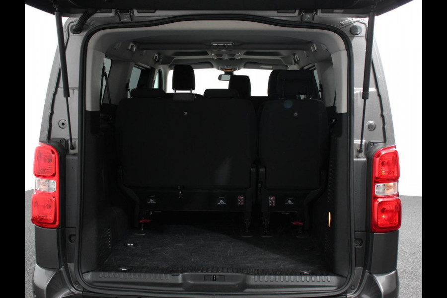 Toyota Proace Shuttle 2.0 145pk L3H1 Automaat Cool 9persoons PERSONENBUS Climate Control Camera Dab Adaptive Cruise Control Stoelverwarming Lichtmetalen velgen