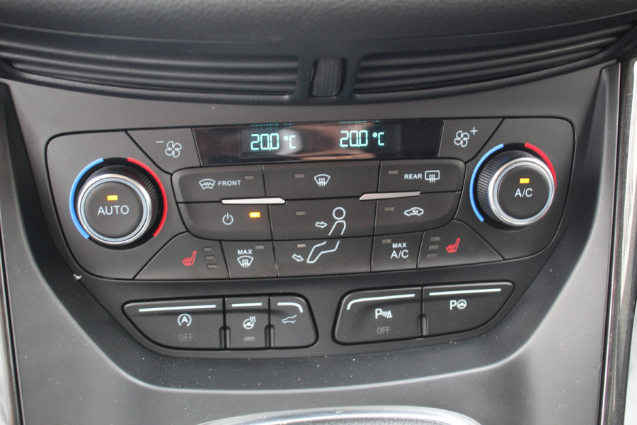Ford Kuga 1.5 150 pk EcoBoost Titanium Mooie, chique en luxe Ford Kuga, hoge in- en uitstap ! Trekhaak, Climate Controle, Cruise Controle