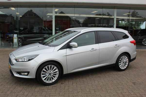 Ford FOCUS Wagon 1.0 125PK Titanium Uiterst nette wagen ! Trekhaak, Pdc, Navigatie, Cuise Controle,