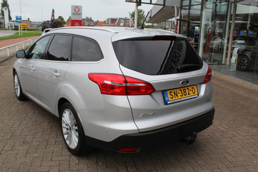 Ford FOCUS Wagon 1.0 125PK Titanium Uiterst nette wagen ! Trekhaak, Pdc, Navigatie, Cuise Controle,