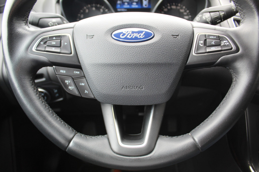 Ford FOCUS Wagon 1.0 125PK Titanium Uiterst nette wagen ! Trekhaak, Pdc, Navigatie, Cuise Controle,