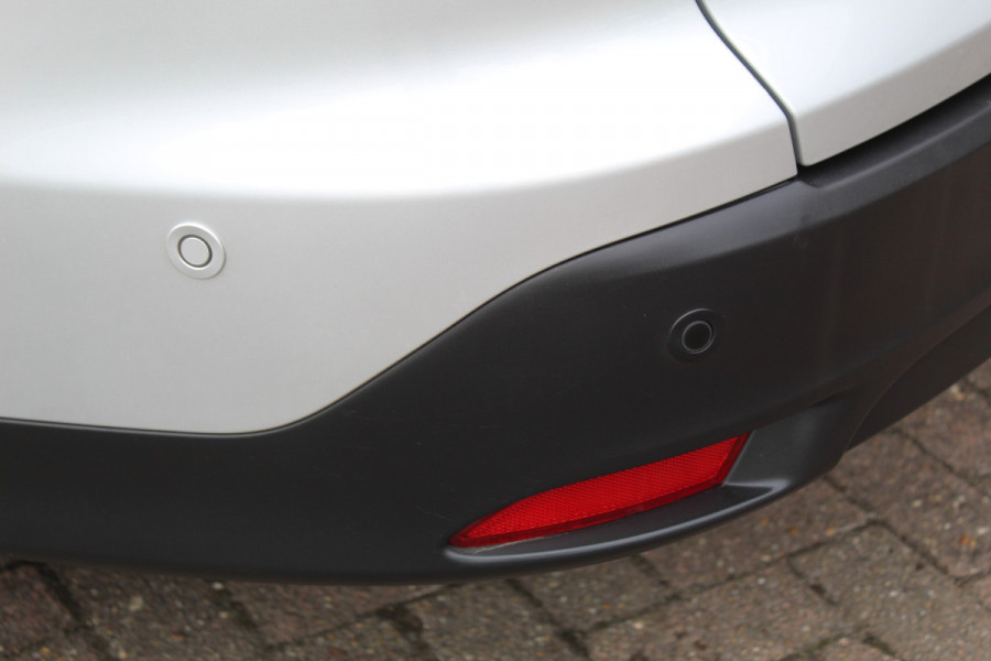 Ford FOCUS Wagon 1.0 125PK Titanium Uiterst nette wagen ! Trekhaak, Pdc, Navigatie, Cuise Controle,