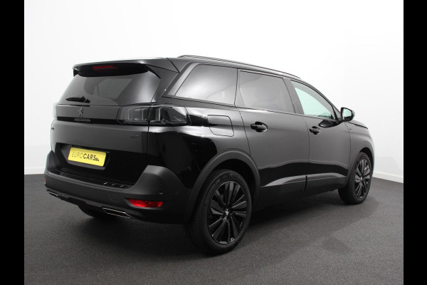 Peugeot 5008 1.2 PureTech 130pk Automaat GT Black Pack 7 zit Navigatie Apple CarPlay Android Camera Parkeerhulp Adaptive Cruise Control Stoelverwarming Electrische achterklep Climate Control Lichtmetalen velgen