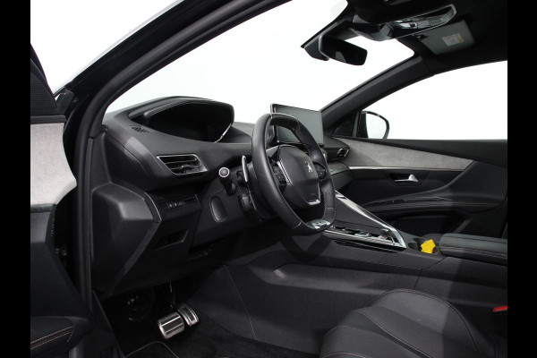 Peugeot 5008 1.2 PureTech 130pk Automaat GT Black Pack 7 zit Navigatie Apple CarPlay Android Camera Parkeerhulp Adaptive Cruise Control Stoelverwarming Electrische achterklep Climate Control Lichtmetalen velgen