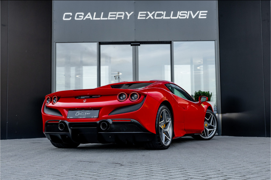 Ferrari F8 Spider 3.9 V8 HELE - Passenger Display | Lift | Carbon