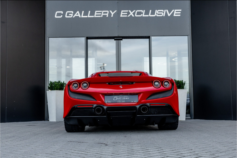 Ferrari F8 Spider 3.9 V8 HELE - Passenger Display | Lift | Carbon
