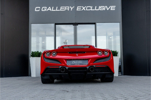 Ferrari F8 Spider 3.9 V8 HELE - Passenger Display | Lift | Carbon