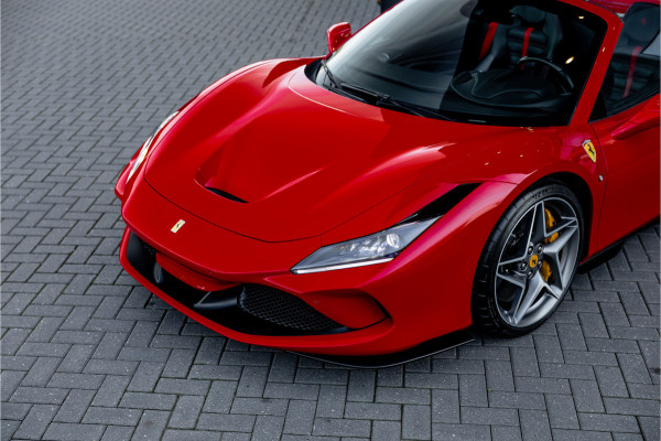 Ferrari F8 Spider 3.9 V8 HELE - Passenger Display | Lift | Carbon