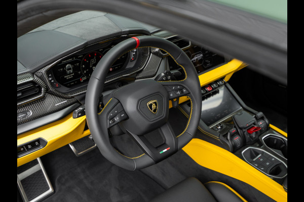Lamborghini Urus 4.0 V8 Hybrid SE | CARBON | MATT | BTW | PANO | VOL