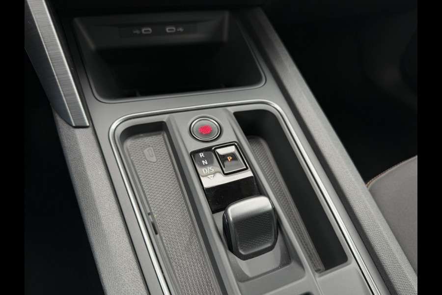 CUPRA Leon Sportstourer 1.4 e-Hybrid VZ 245PK | Sfeerverlichting | Camera | Carplay | LED |