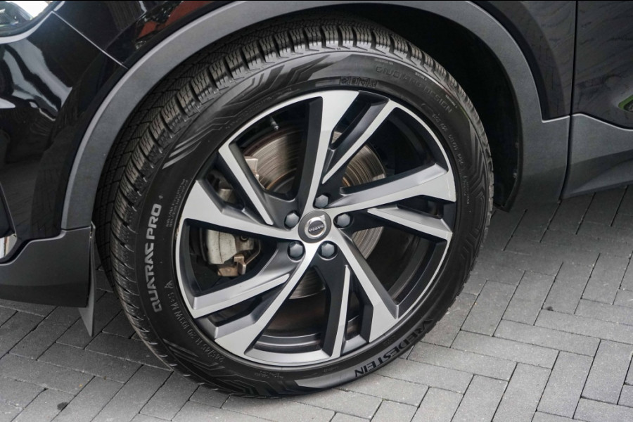 Volvo XC40 R-Design T5 Recharge 1.5 T5 PHEV 262PK Memory/ACC/Trkhk/RCam/Black-line