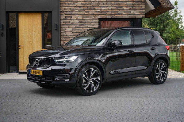 Volvo XC40 R-Design T5 Recharge 1.5 T5 PHEV 262PK Memory/ACC/Trkhk/RCam/Black-line