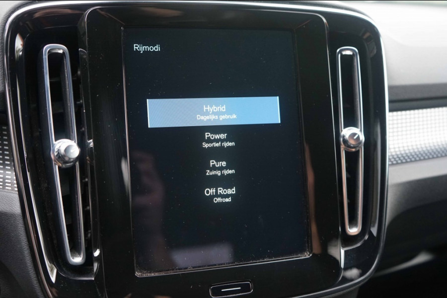 Volvo XC40 R-Design T5 Recharge 1.5 T5 PHEV 262PK Memory/ACC/Trkhk/RCam/Black-line