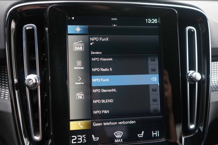 Volvo XC40 R-Design T5 Recharge 1.5 T5 PHEV 262PK Memory/ACC/Trkhk/RCam/Black-line