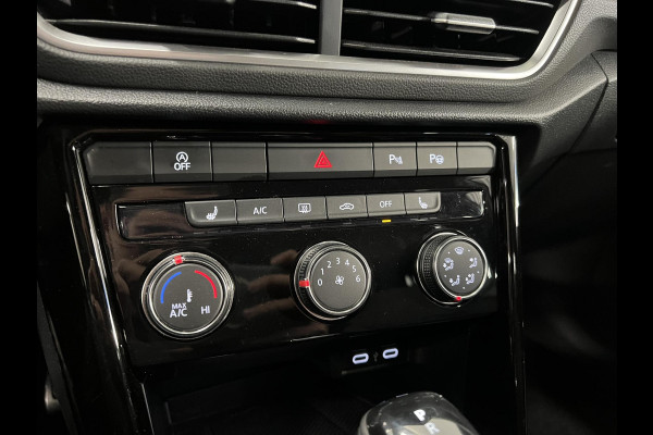Volkswagen T-Roc 1.5 TSI 150PK R-Line Business Automaat Camera Navigatie Adaptive Cruise Control Apple Carplay Stoelverwarming Full LED Park Assist Digital Cockpit