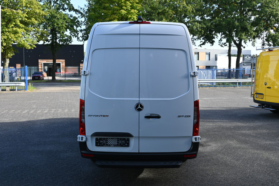 Mercedes-Benz Sprinter 317 CDI L3H2 Pro LED, MBUX navigatie met camera en parkeerpakket, Etc.