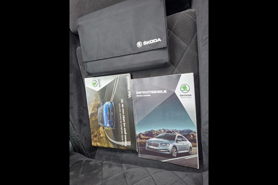 Škoda Superb Combi 1.5 TSI ACT Sportline Pano Trekhaak Canton Memory Alcantara Adap.Cruise VOL!