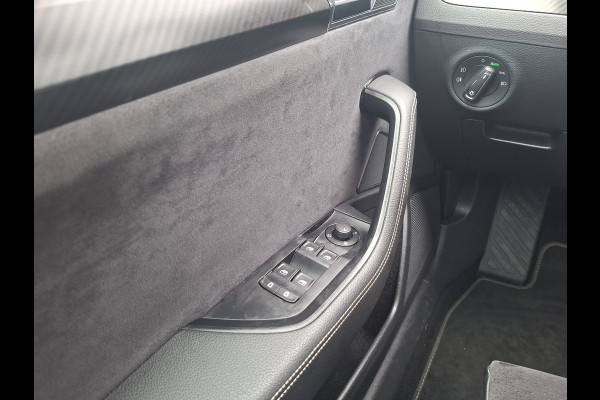 Škoda Superb Combi 1.5 TSI ACT Sportline Pano Trekhaak Canton Memory Alcantara Adap.Cruise VOL!