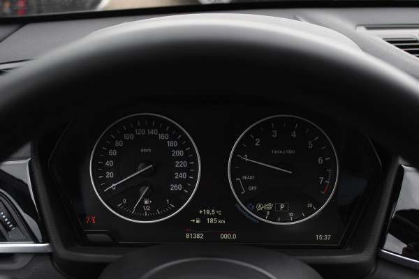 BMW X1 xDrive20i High Exe. M Sport / Trekhaak / Camera / Alcantara / Keyless / 19'' / Navigatie / Stoelverwarming / DAB / Cruise Control