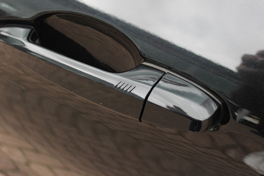 BMW X1 xDrive20i High Exe. M Sport / Trekhaak / Camera / Alcantara / Keyless / 19'' / Navigatie / Stoelverwarming / DAB / Cruise Control