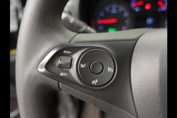 Opel Combo 1.5D L1H1 Edition 3-zits Airco Navigatie  Trekhaak parkeersensoren