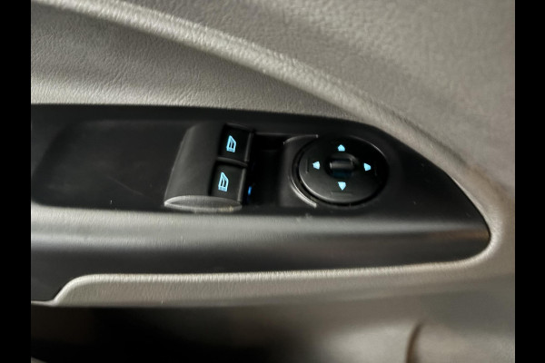 Ford Transit Connect L2 Automaat Navigatie Airco Parkeersensoren Cruise Control 3-Zits Camera
