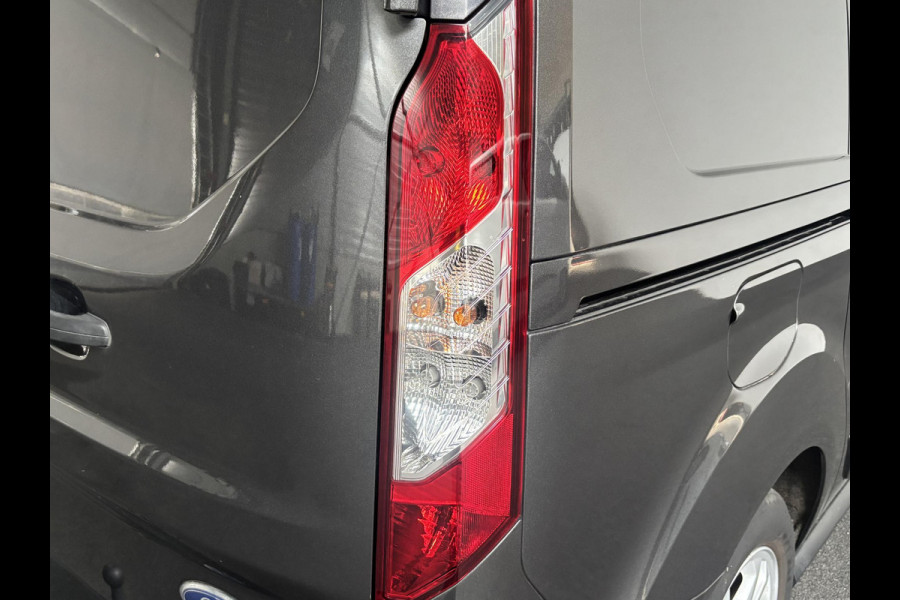 Ford Transit Connect L2 Automaat Navigatie Airco Parkeersensoren Cruise Control 3-Zits Camera