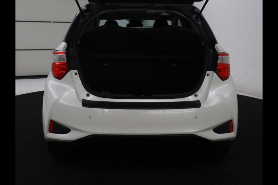 Toyota Yaris 1.5 VVT-i Dynamic | Camera | Cruisecontrol | Navigatie |