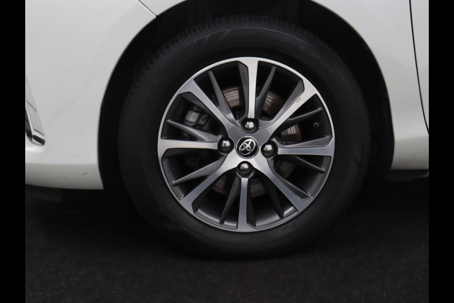 Toyota Yaris 1.5 VVT-i Dynamic | Camera | Cruisecontrol | Navigatie |