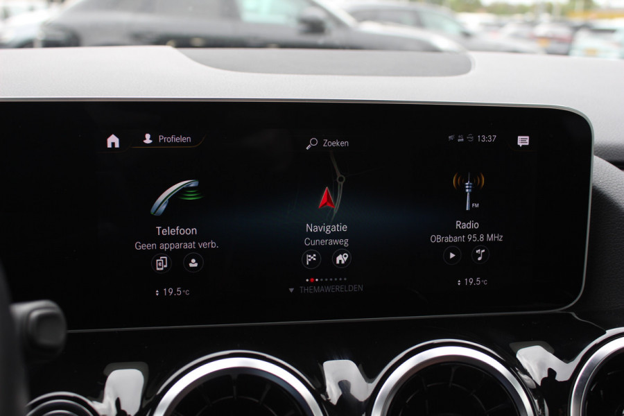 Mercedes-Benz B-Klasse 180 Advantage / Camera / Bruin Leder / Matrix LED / 17'' / CarPlay / Virtual Cockpit / Cruise Control / Elektr. achterklep