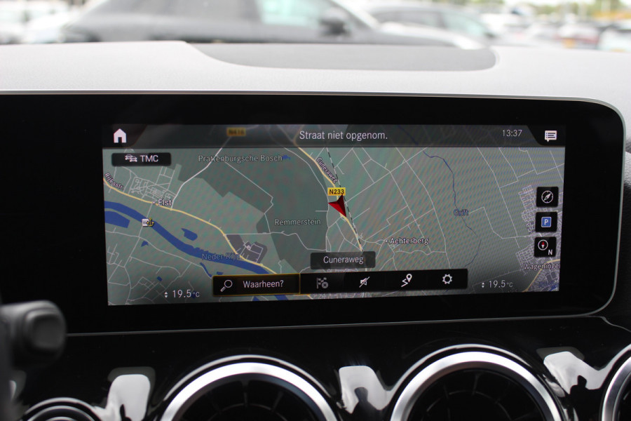 Mercedes-Benz B-Klasse 180 Advantage / Camera / Bruin Leder / Matrix LED / 17'' / CarPlay / Virtual Cockpit / Cruise Control / Elektr. achterklep